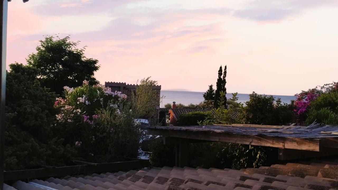 Villa Milena Villasimius, Wifi Gratuito, Ampio Giardino A 300 M Dal Mare Exterior foto